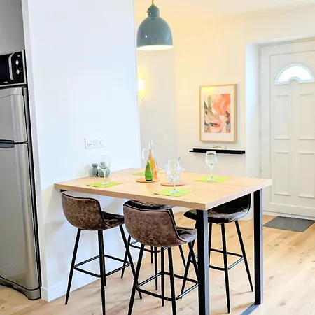 151 - Terrasse & Jacuzzi, Rue Trivalle, Pied De La Cite De - Climatisation, Netflix, Fibre Apartman *